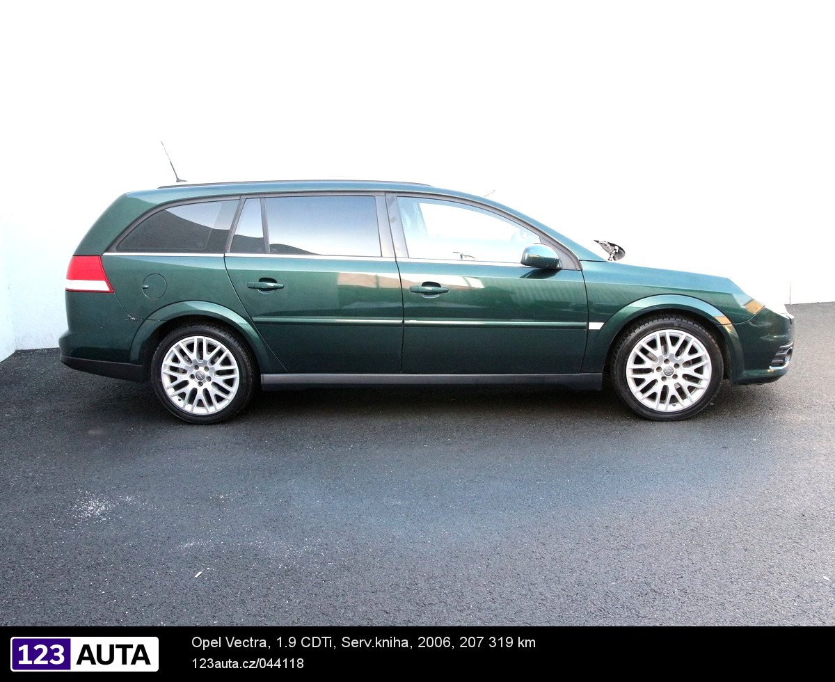 Opel Vectra, 2006 - pohled č. 4