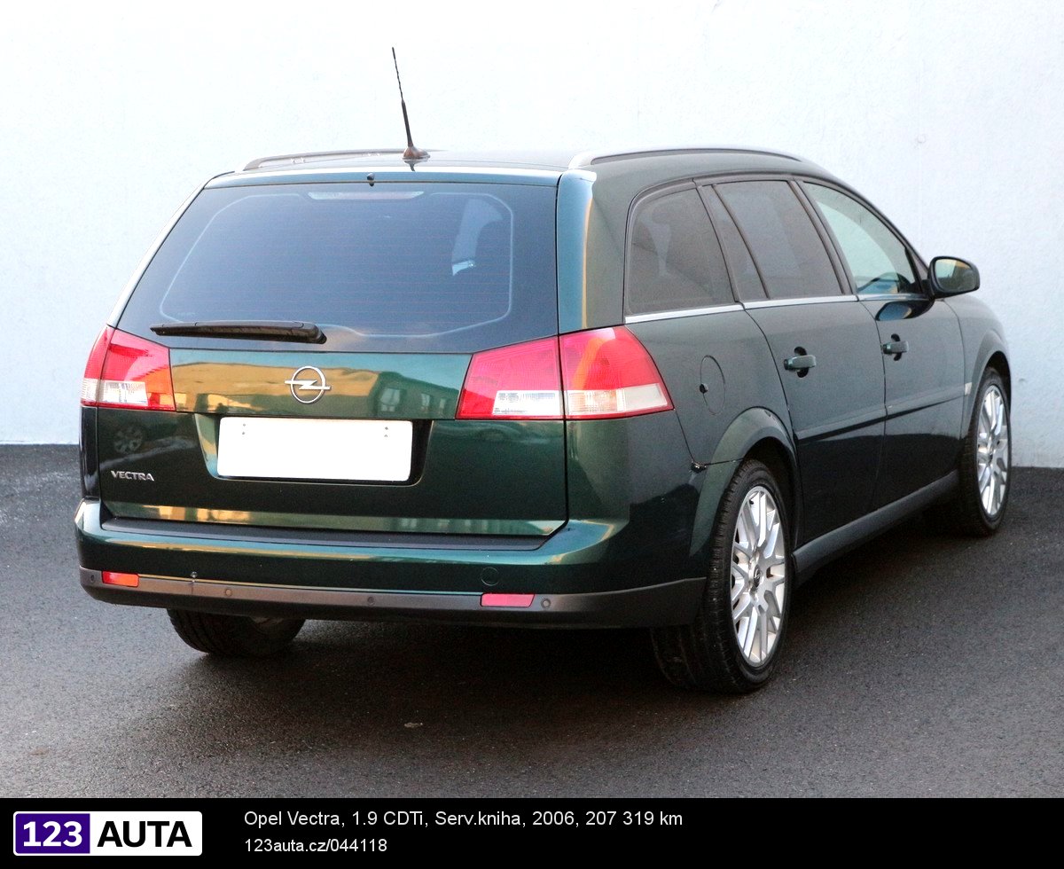 Opel Vectra, 2006 - pohled č. 5