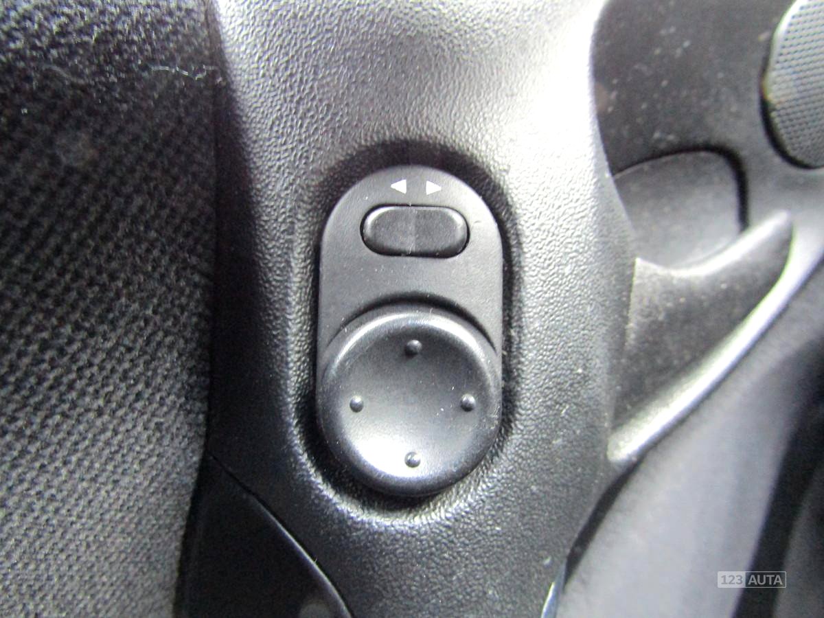 Opel Vectra, 1998 - pohled č. 19