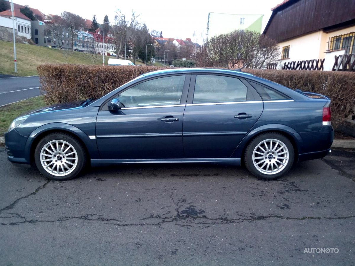 Opel Vectra, 2005 - pohled č. 2