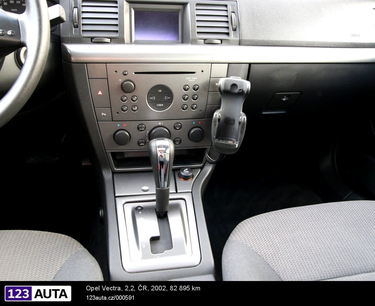 Opel Vectra, 2002 - pohled č. 12