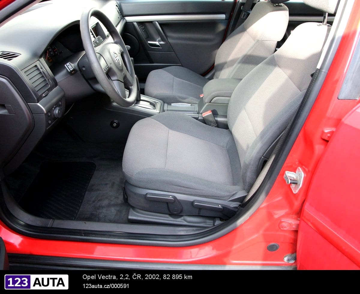 Opel Vectra, 2002 - pohled č. 13