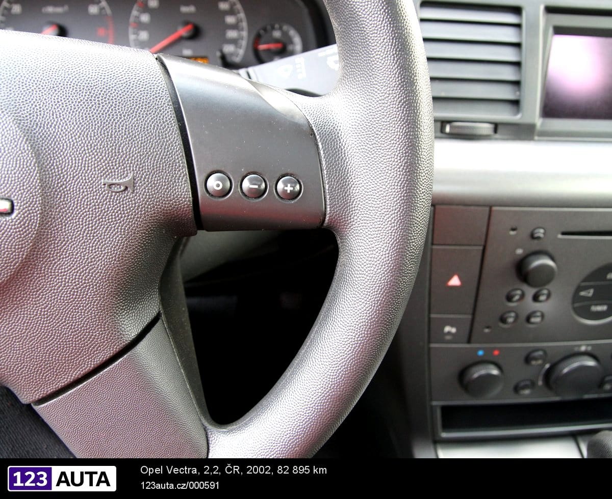 Opel Vectra, 2002 - pohled č. 23