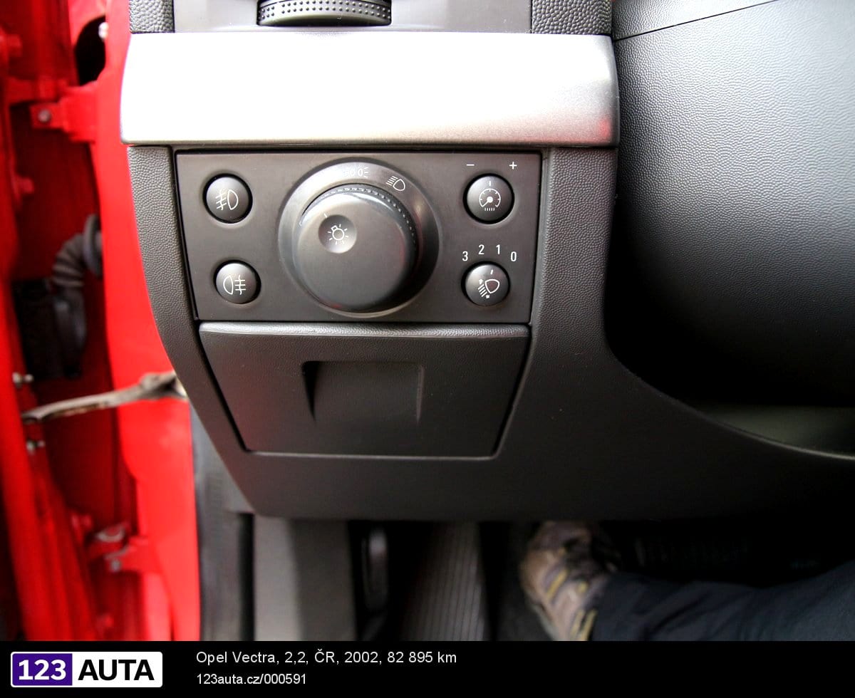 Opel Vectra, 2002 - pohled č. 24