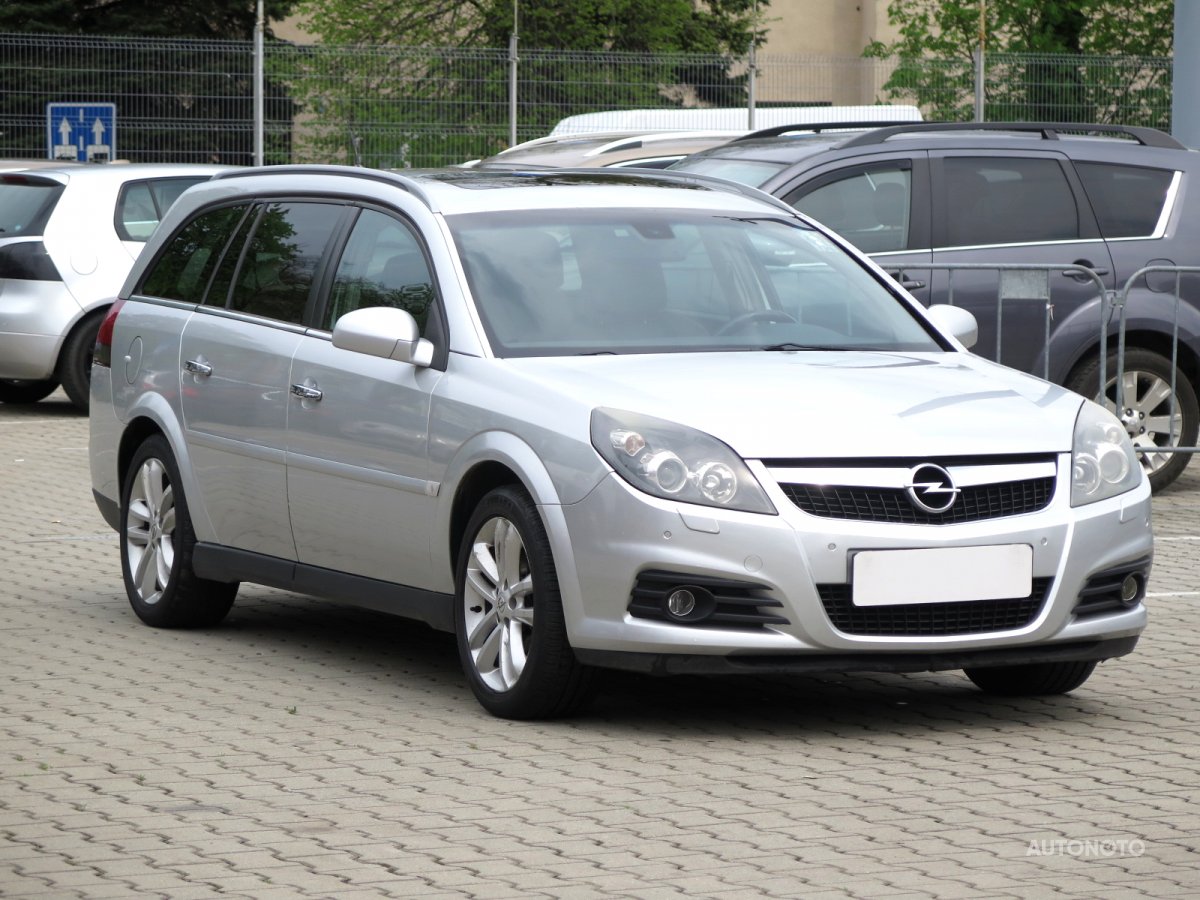 Opel Vectra, 2008 - celkový pohled
