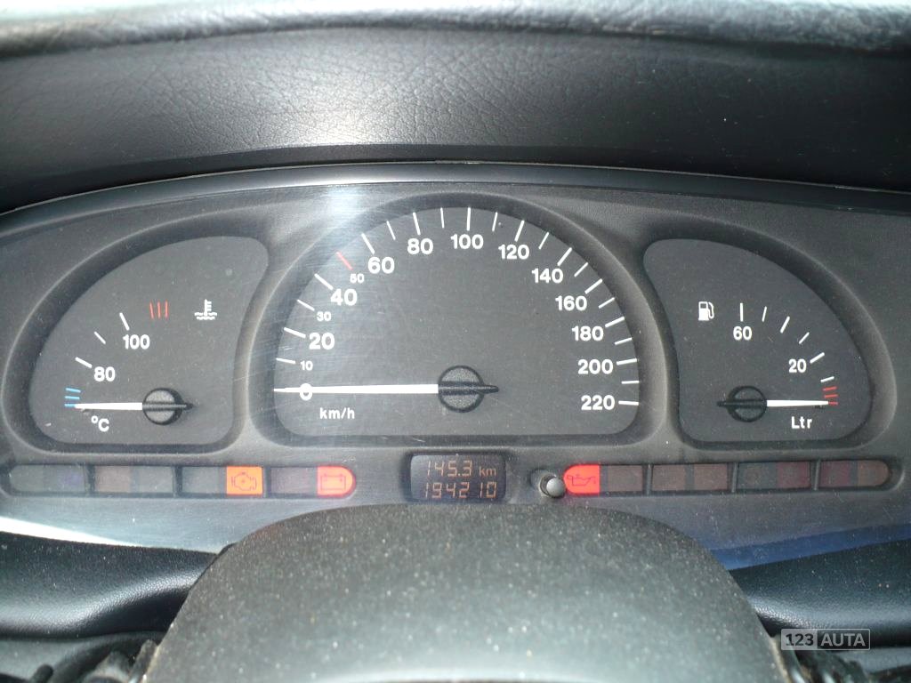 Opel Vectra, 1998 - pohled č. 12