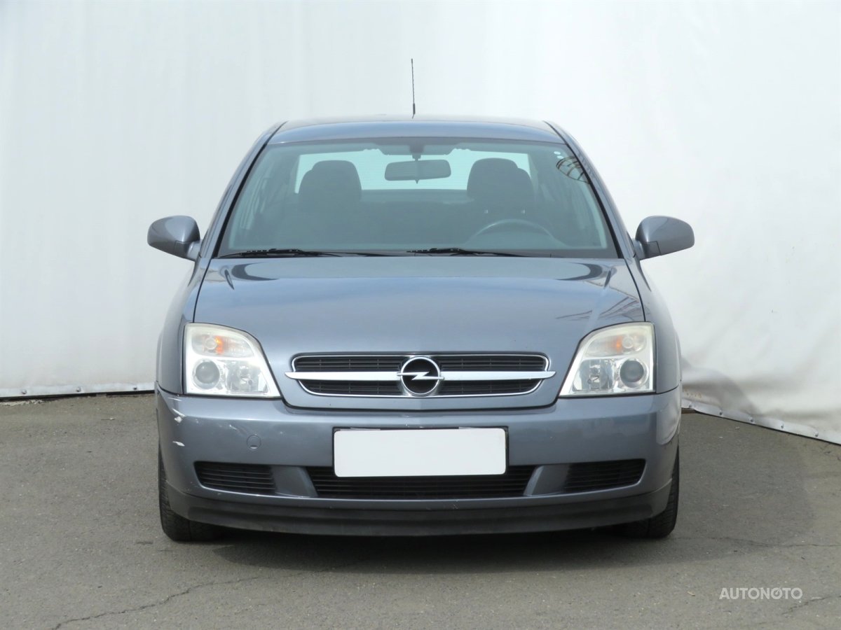 Opel Vectra, 2004 - pohled č. 2