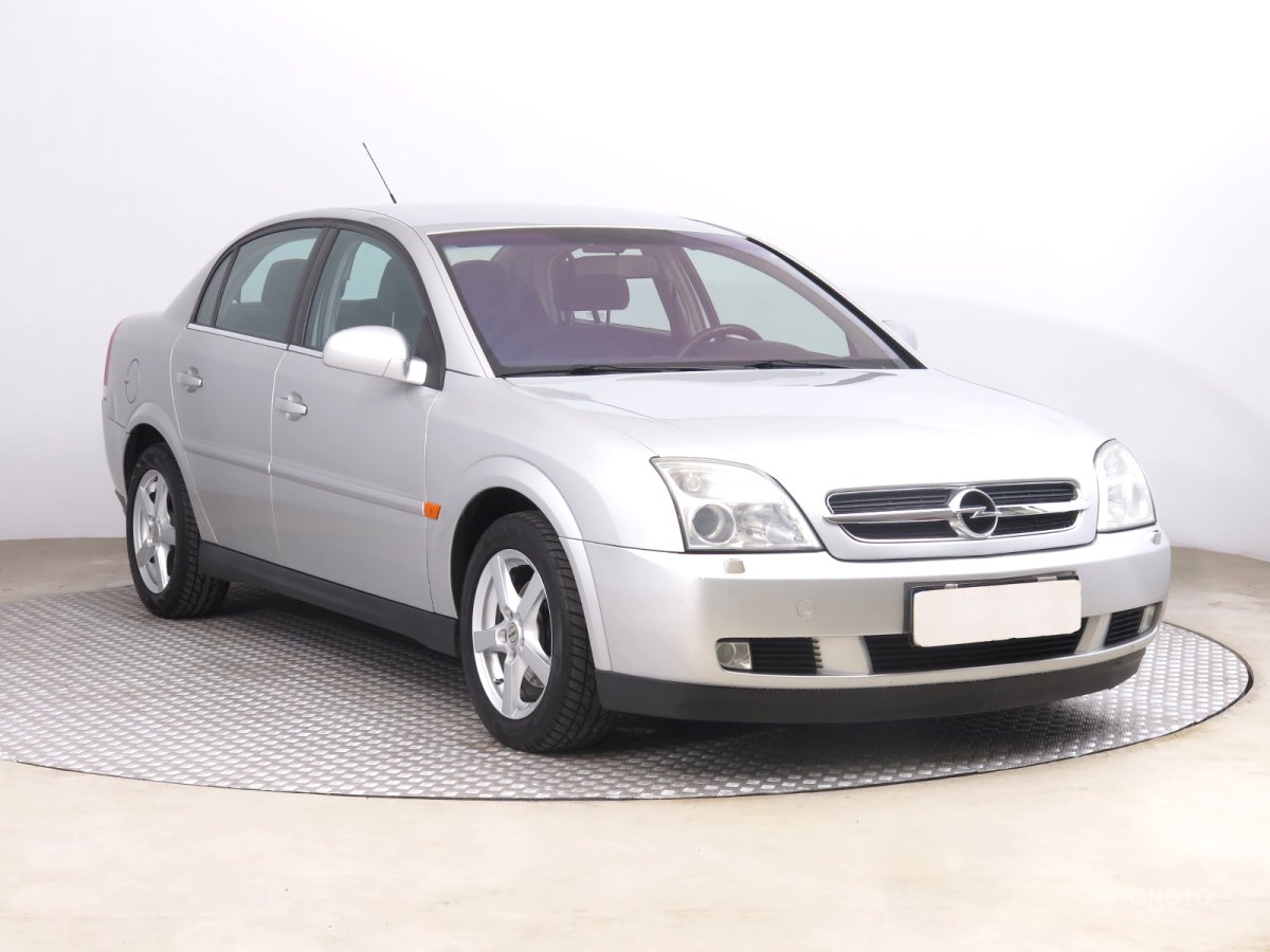 Opel Vectra, 2003 - celkový pohled