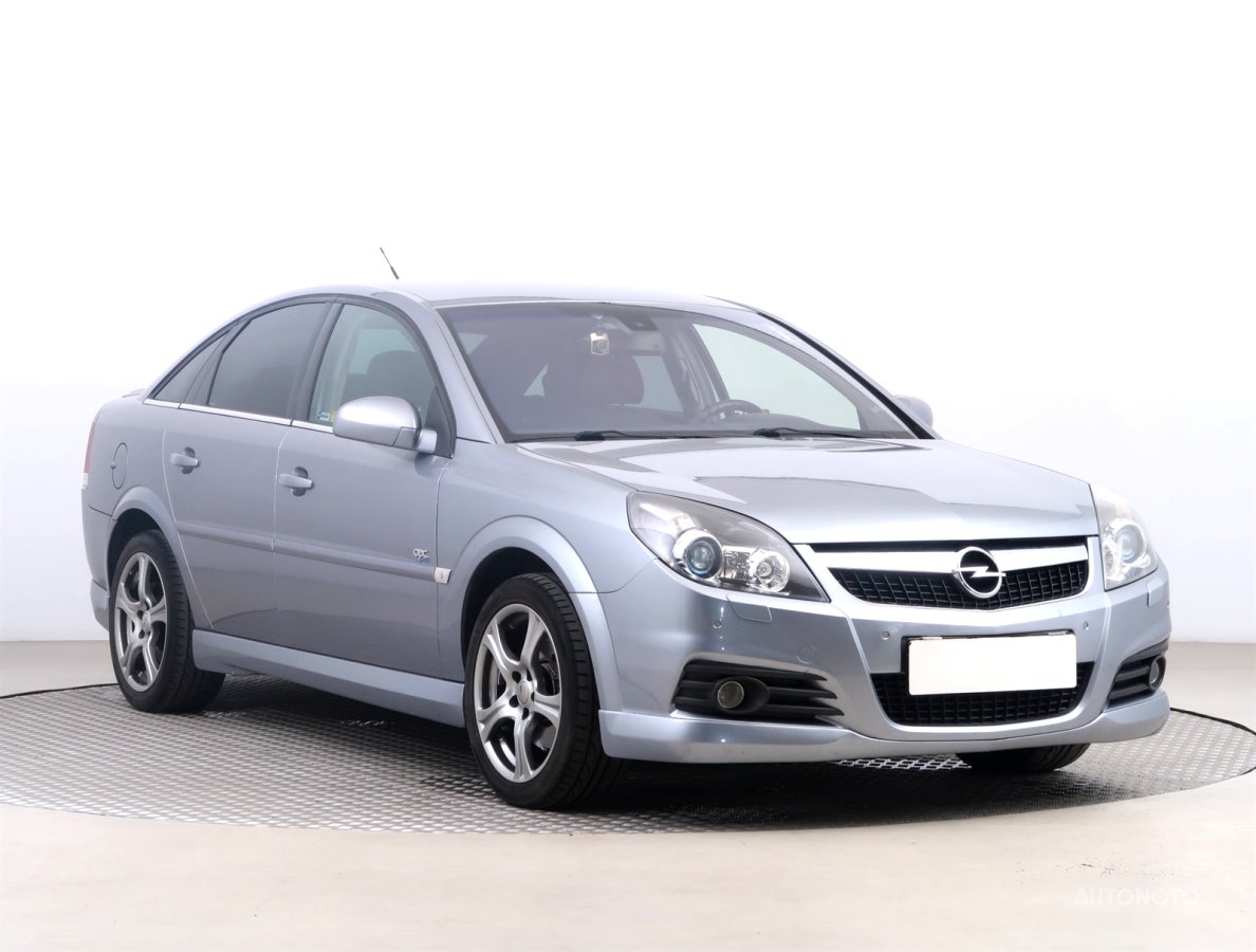 Opel Vectra, 2006 - celkový pohled