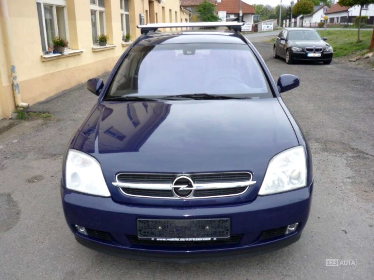 Opel Vectra, 2004 - pohled č. 3