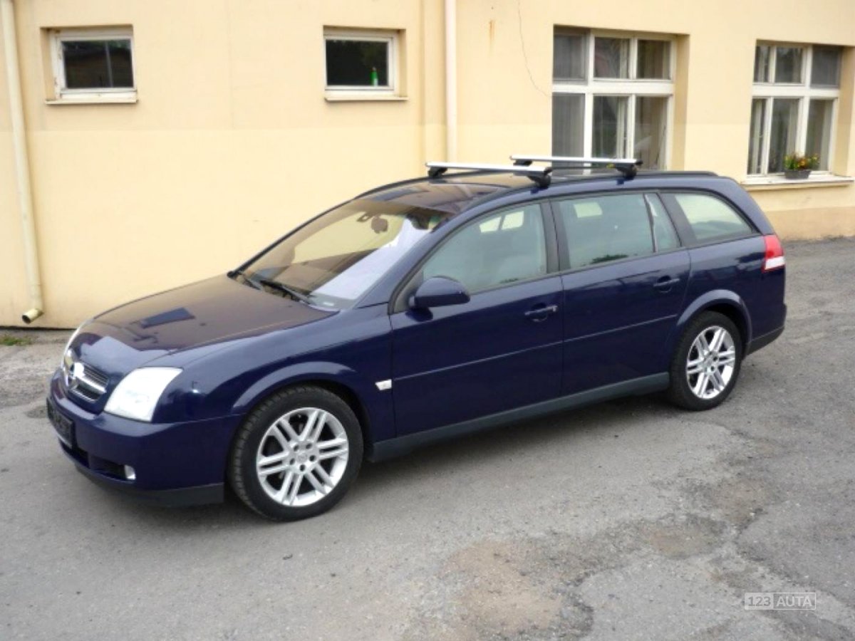Opel Vectra, 2004 - pohled č. 5