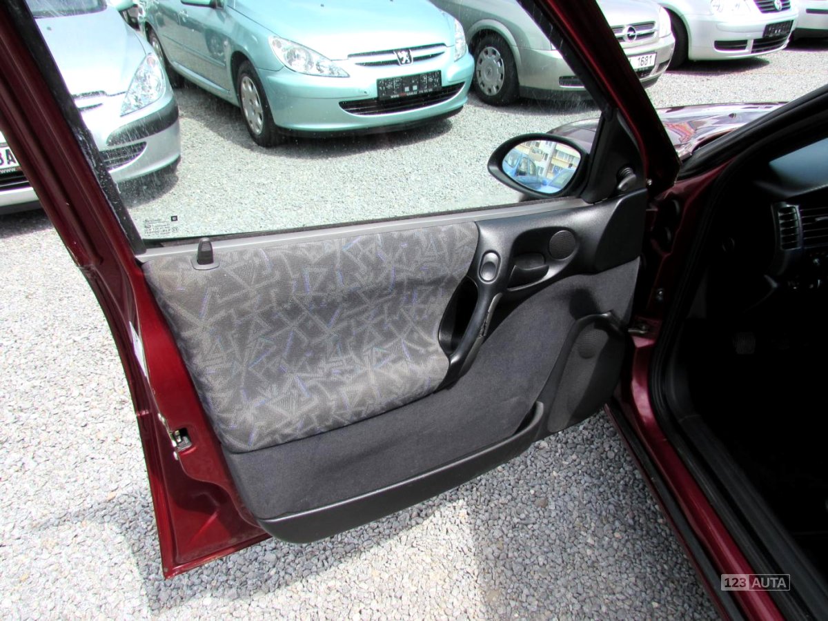 Opel Vectra, 1996 - pohled č. 19