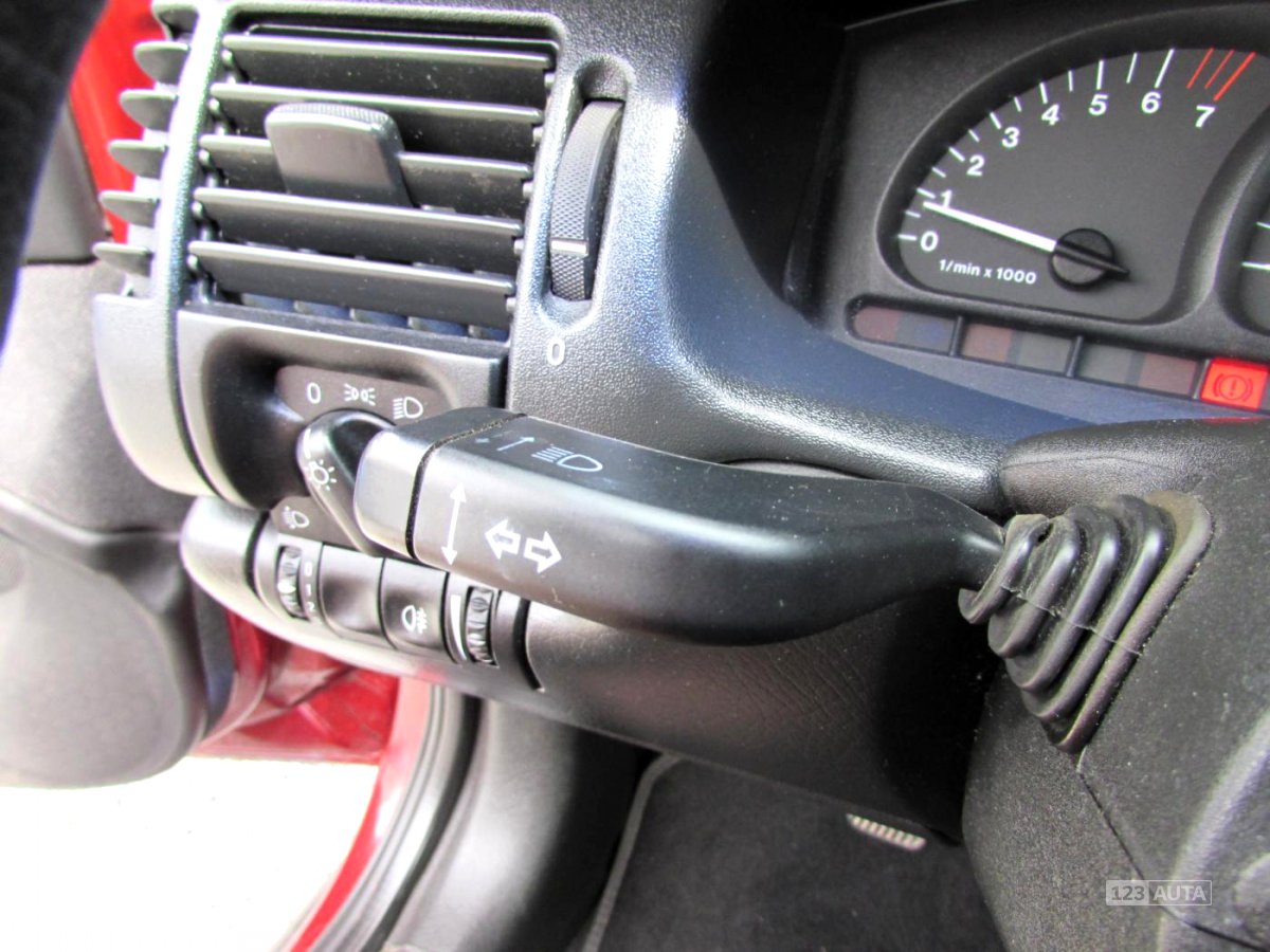 Opel Vectra, 1996 - pohled č. 27