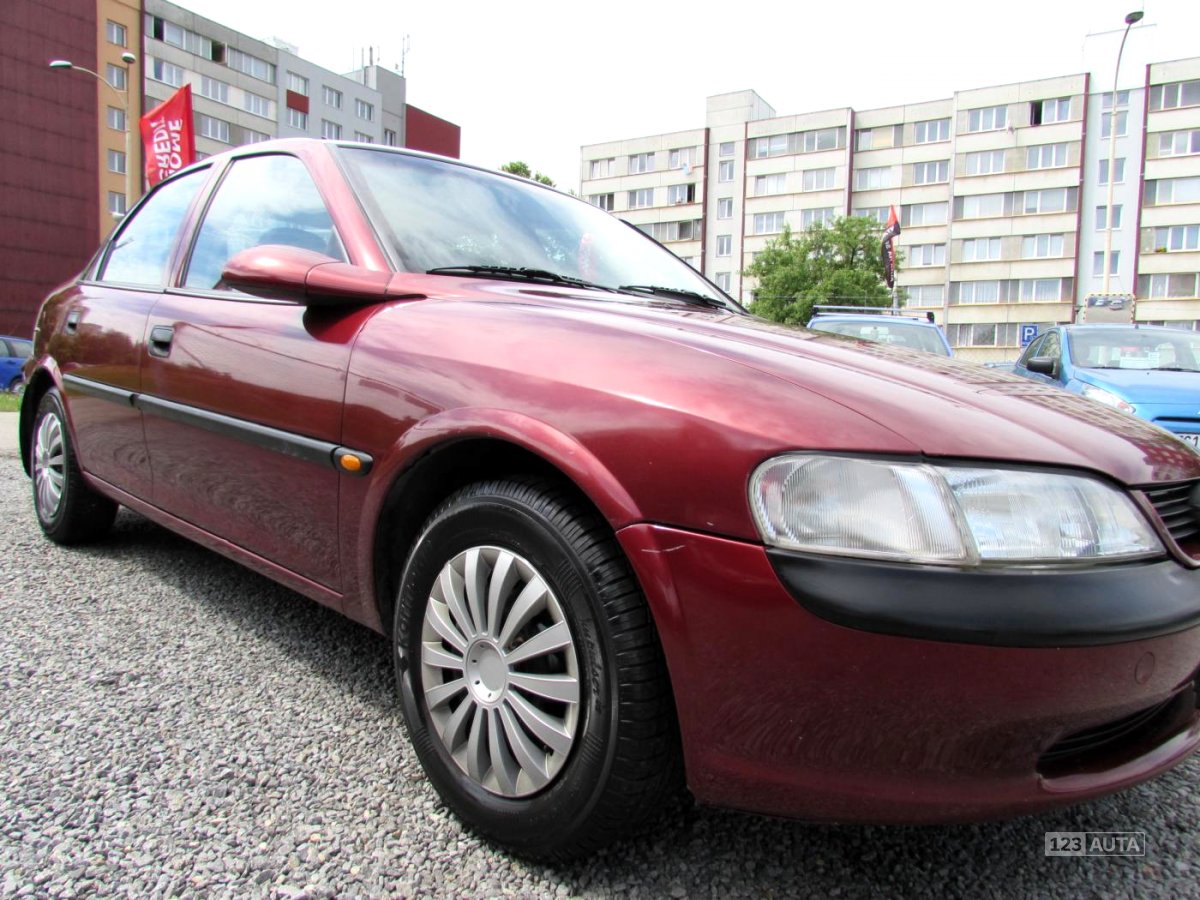 Opel Vectra, 1996 - pohled č. 30