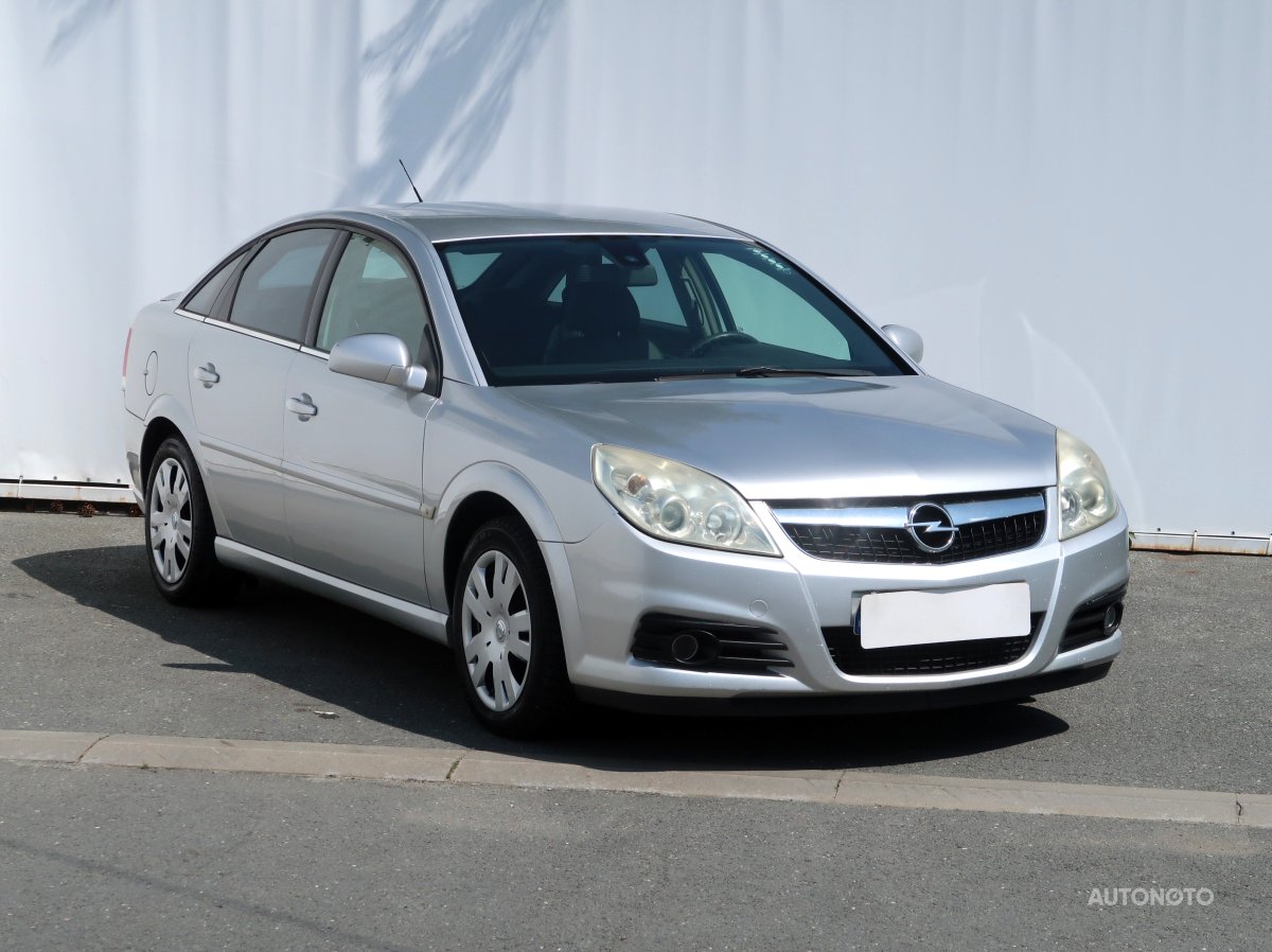 Opel Vectra, 2008 - celkový pohled