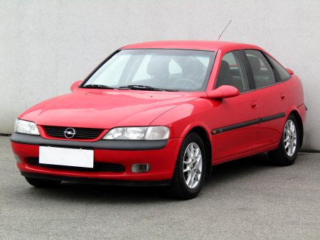 Opel Vectra, 1996 - pohled č. 3