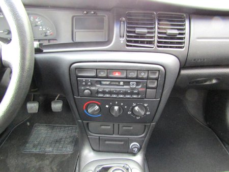 Opel Vectra, 1998 - pohled č. 13