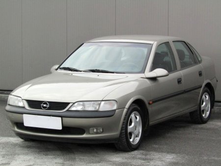 Opel Vectra, 1998 - pohled č. 3