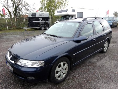 Opel Vectra, 2001 - pohled č. 3