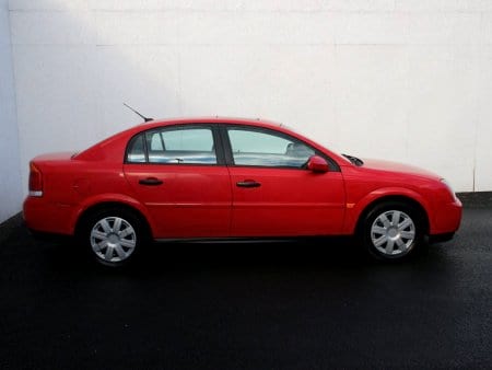 Opel Vectra, 2002 - pohled č. 4