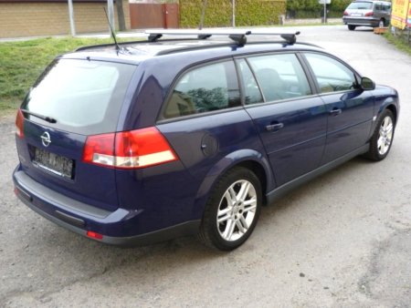 Opel Vectra, 2004 - pohled č. 8