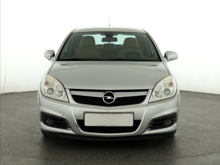 Opel Vectra, 2005 - pohled č. 2