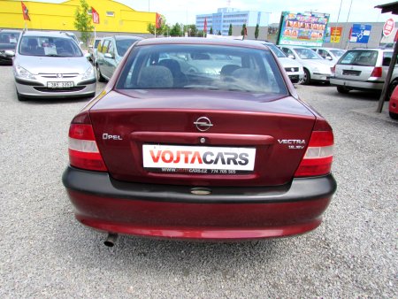 Opel Vectra, 1996 - pohled č. 6