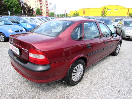 Opel Vectra, 1996 - pohled č. 7