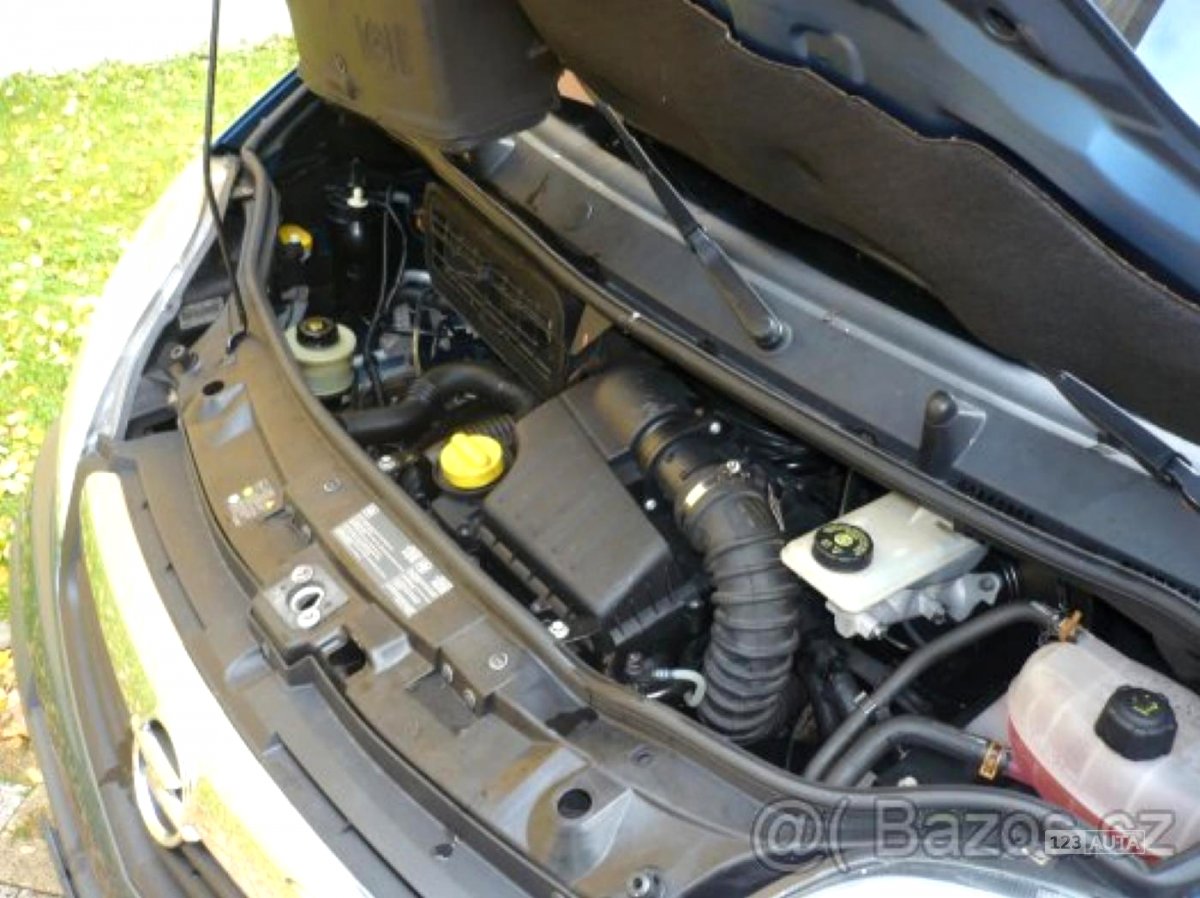 Opel Vivaro, 2007 - pohled č. 5