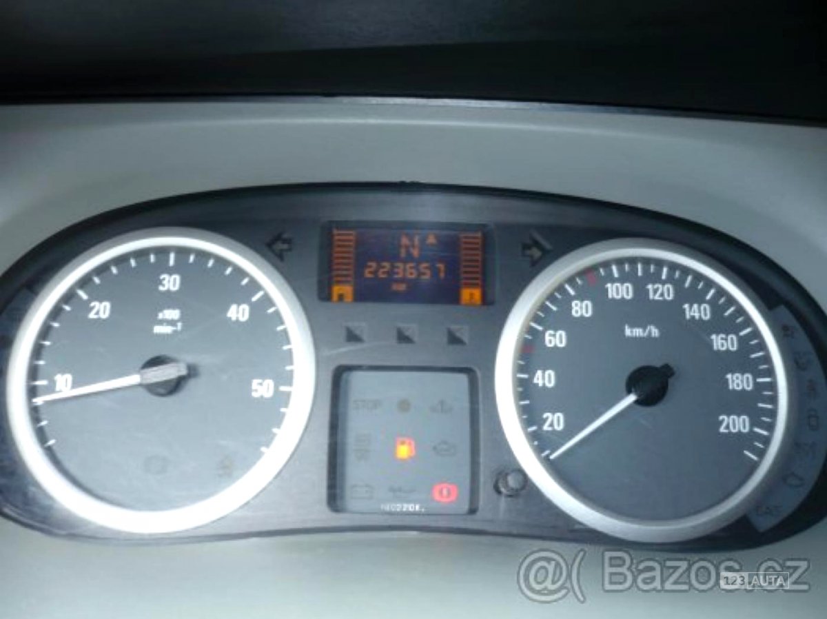 Opel Vivaro, 2007 - pohled č. 9