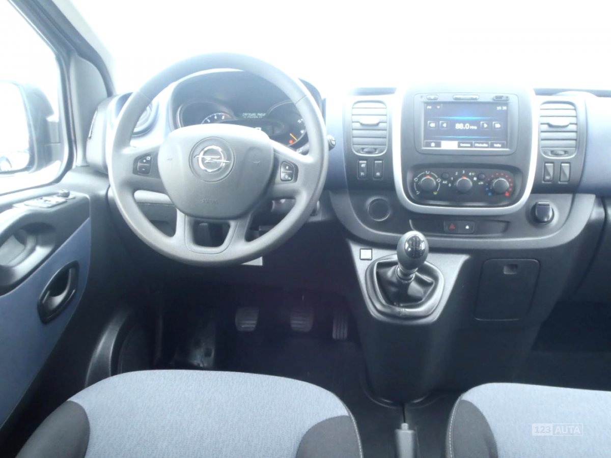 Opel Vivaro, 2015 - pohled č. 10