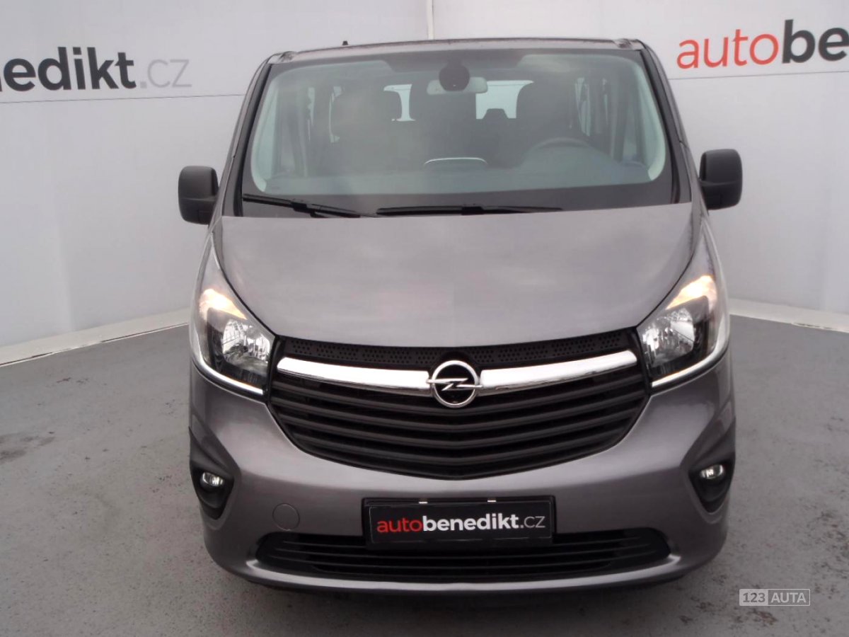 Opel Vivaro, 2015 - pohled č. 2