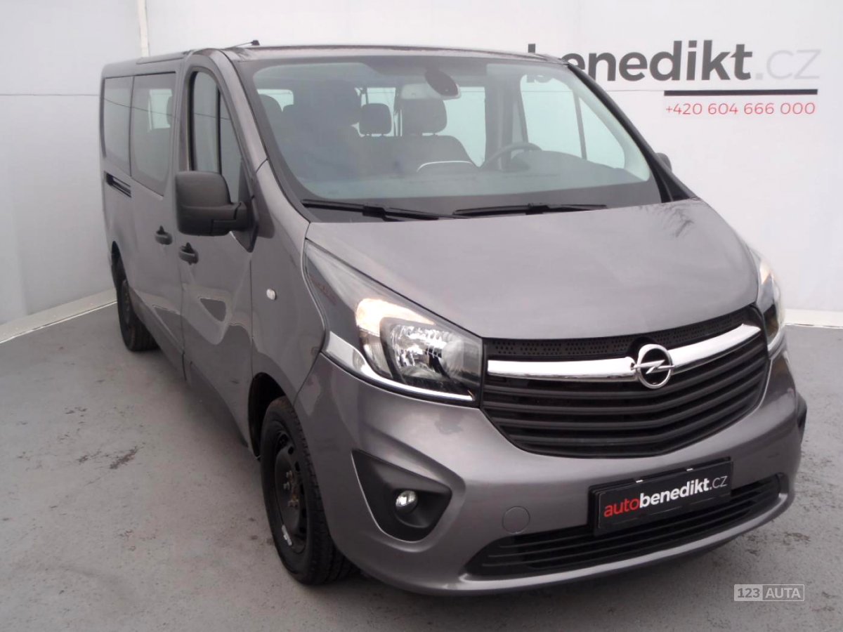 Opel Vivaro, 2015 - pohled č. 3