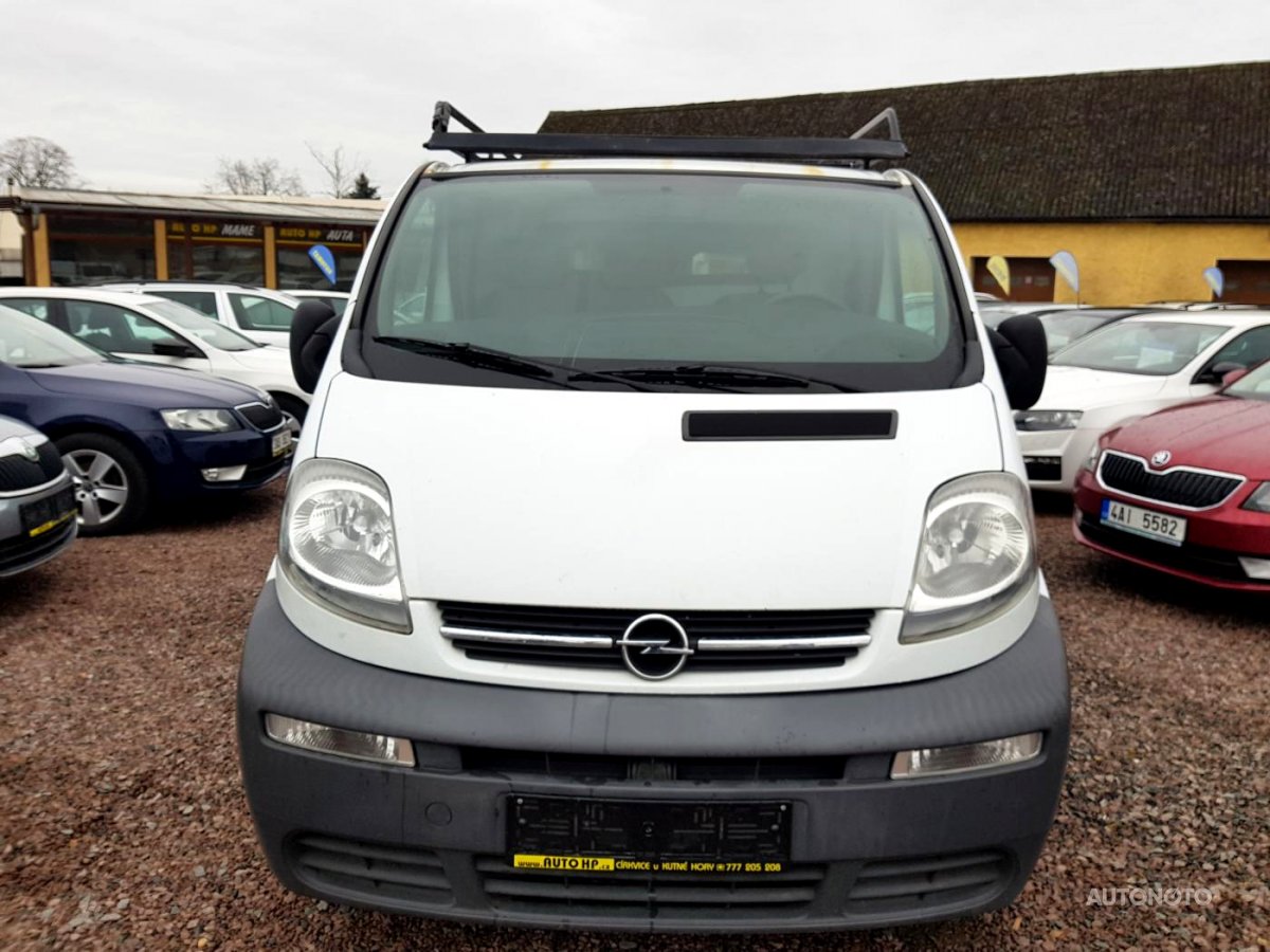 Opel Vivaro, 2003 - pohled č. 2