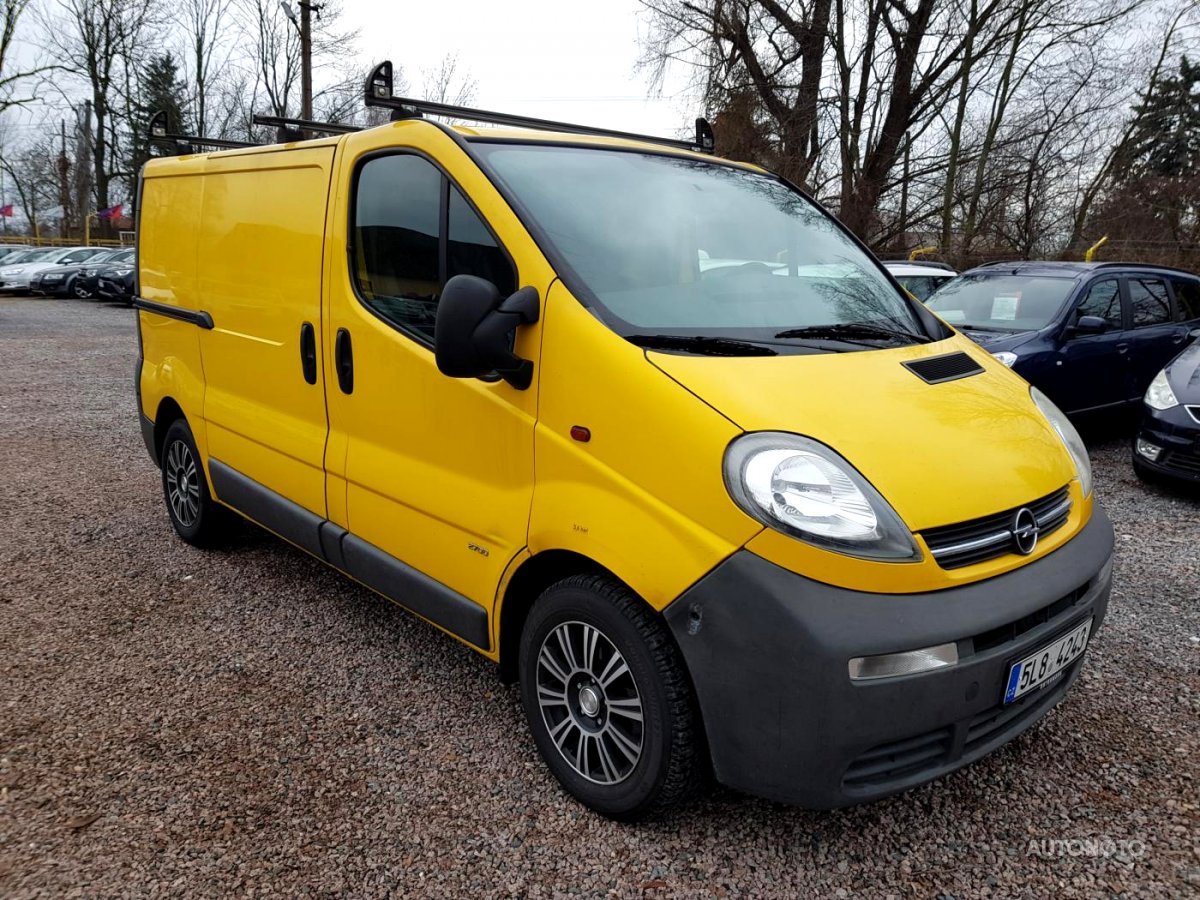 Opel Vivaro, 2004 - celkový pohled