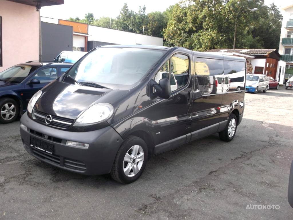 Opel Vivaro, 2003 - celkový pohled