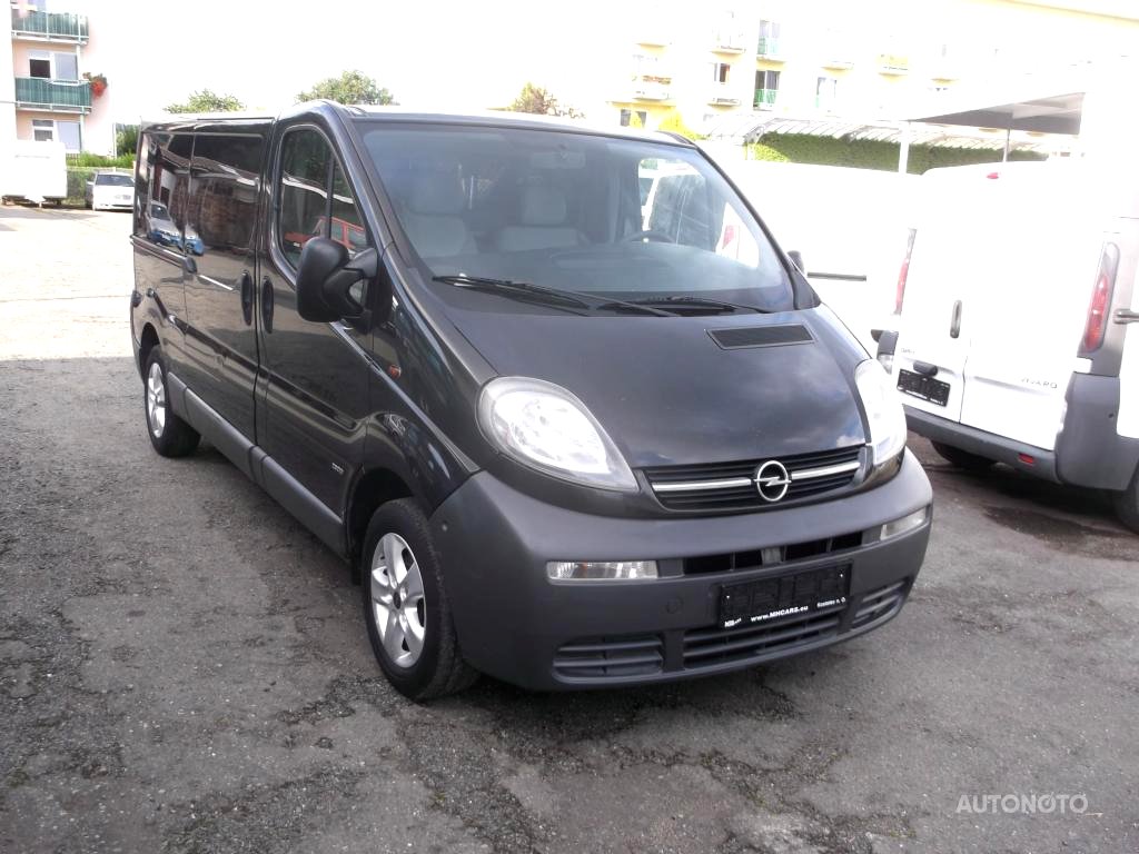 Opel Vivaro, 2003 - pohled č. 2