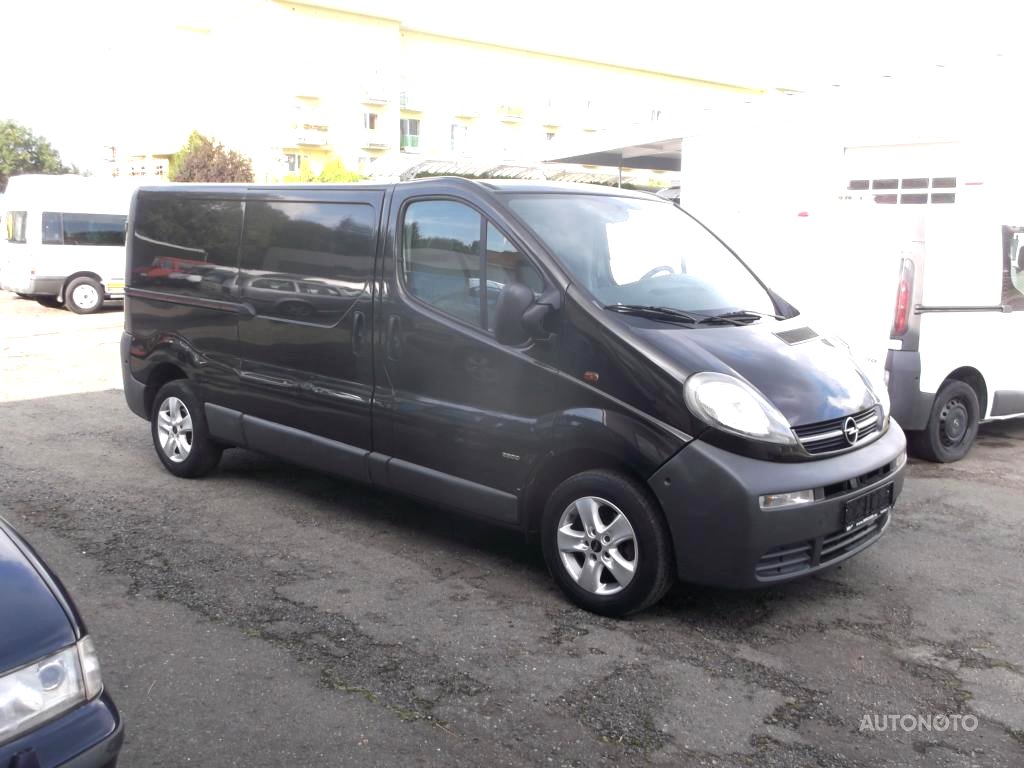 Opel Vivaro, 2003 - pohled č. 3