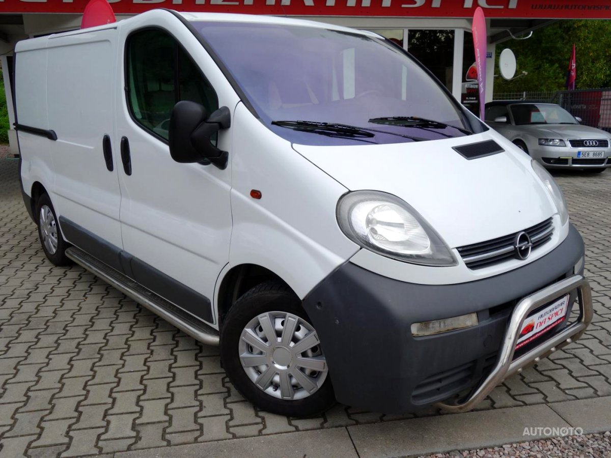 Opel Vivaro, 2005 - celkový pohled