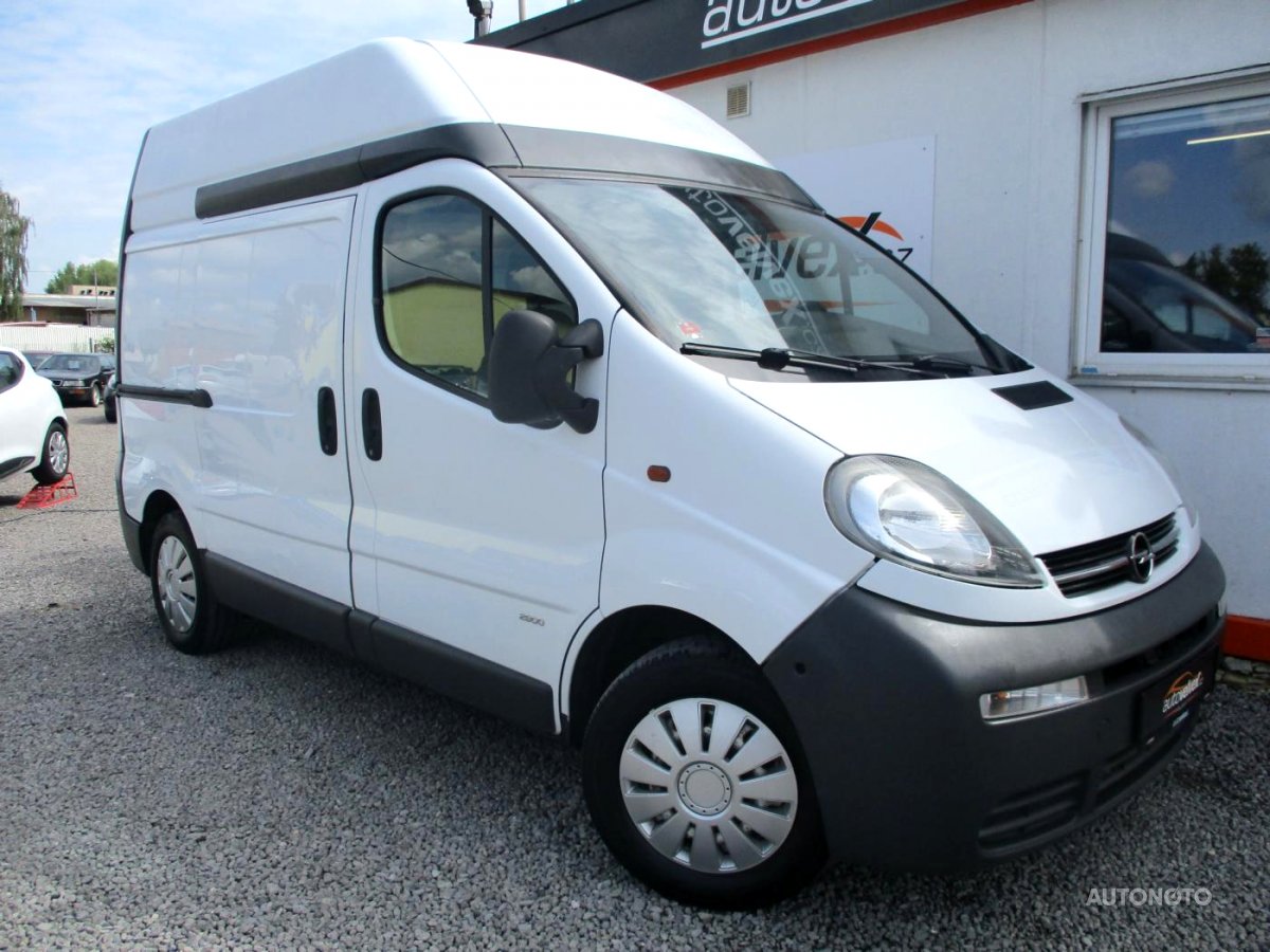 Opel Vivaro, 2006 - celkový pohled