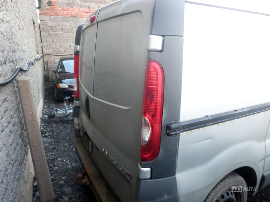 Opel Vivaro, 2008 - pohled č. 3