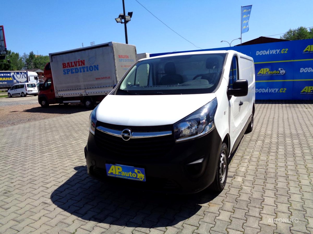 Opel Vivaro, 2017 - celkový pohled