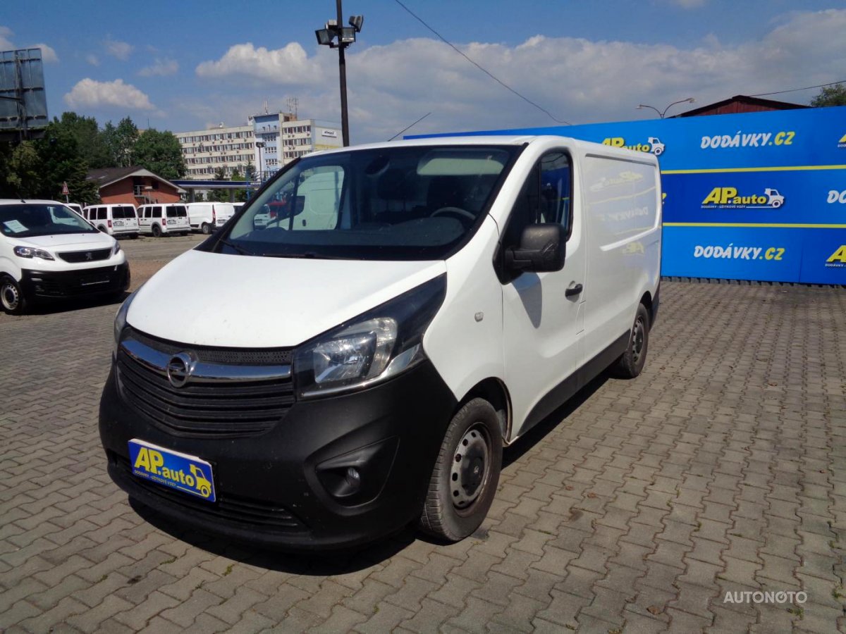 Opel Vivaro, 2015 - pohled č. 2