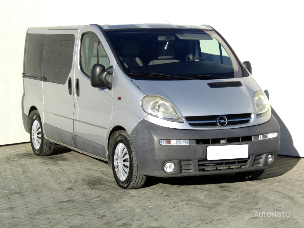 Opel Vivaro, 2006 - celkový pohled