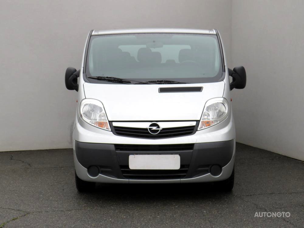 Opel Vivaro, 2014 - pohled č. 2
