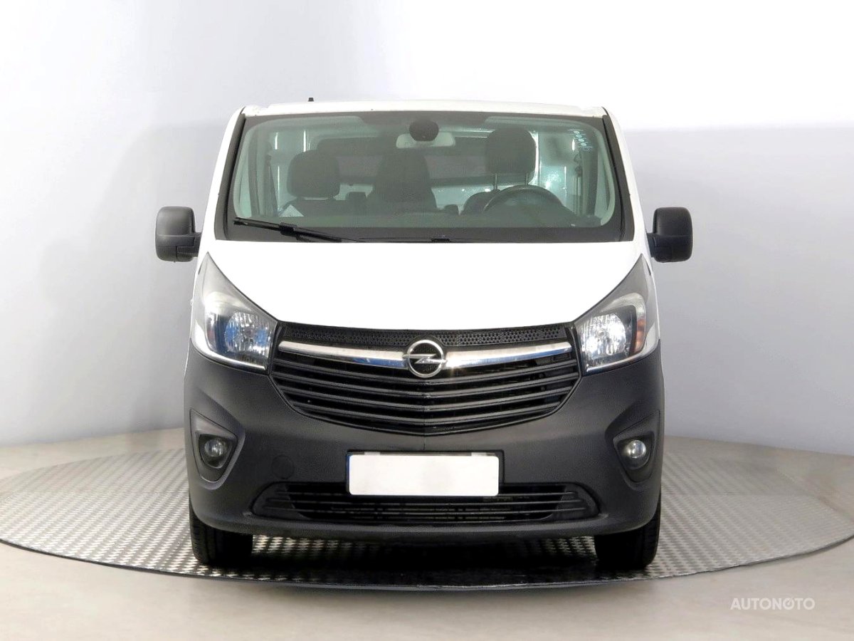 Opel Vivaro, 2015 - pohled č. 2