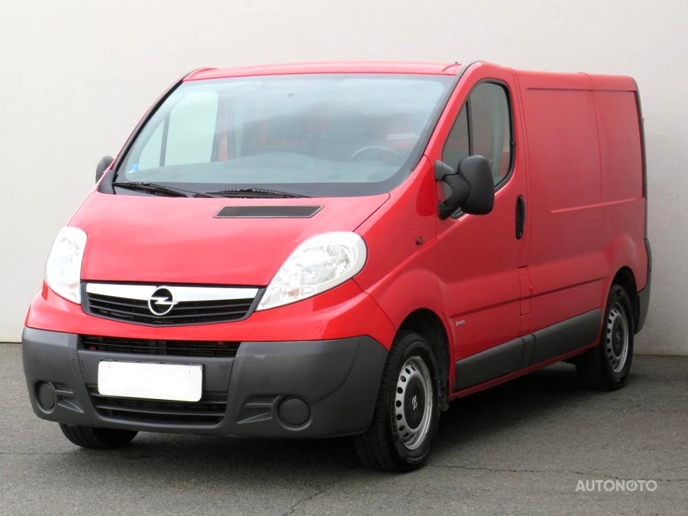 Opel Vivaro, 2013 - pohled č. 3