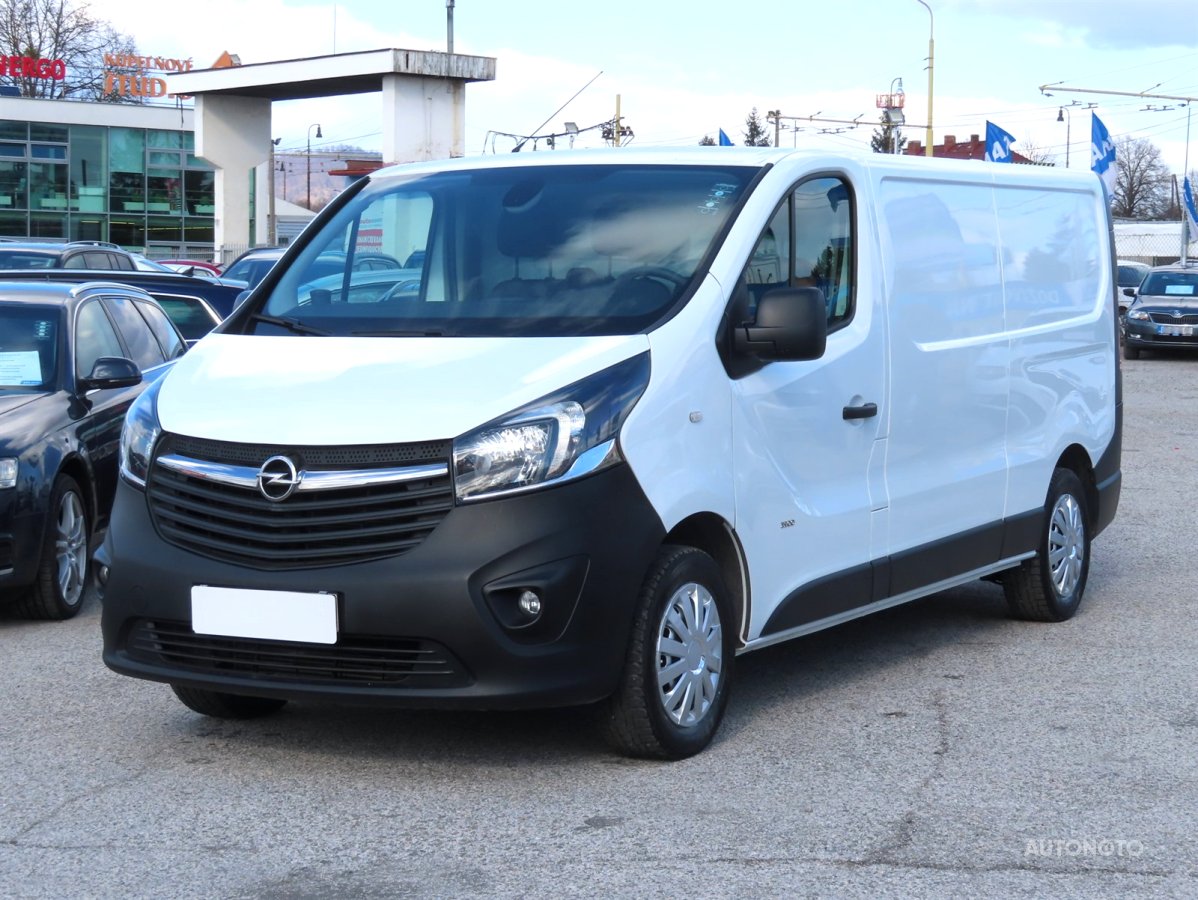 Opel Vivaro, 2018 - pohled č. 3