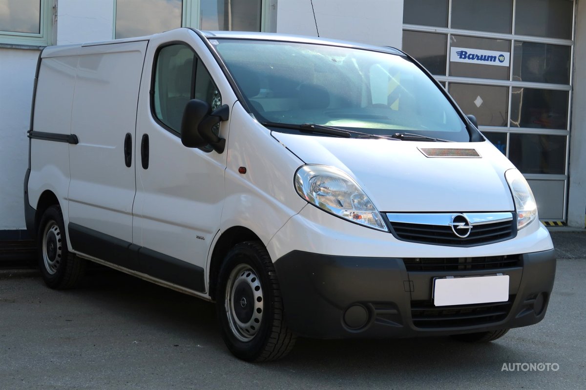Opel Vivaro, 2007 - celkový pohled