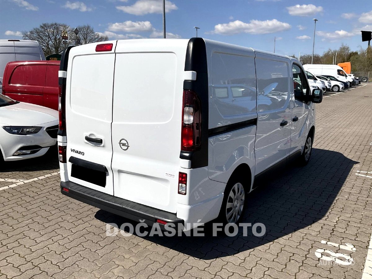 Opel Vivaro, 2019 - pohled č. 3